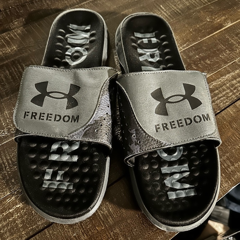 Under Armour Black Freedom Slides